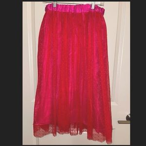 Women’s mid calf tulle red skirt